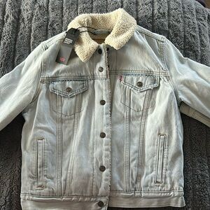 Levi’s Fur Denim Jacket - Never used - New